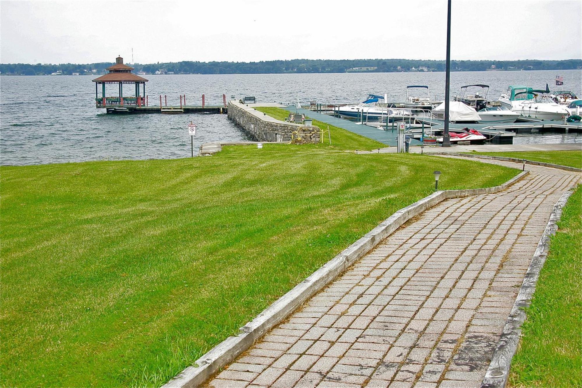 Stone Fence Resort Ogdensburg Eksteriør bilde