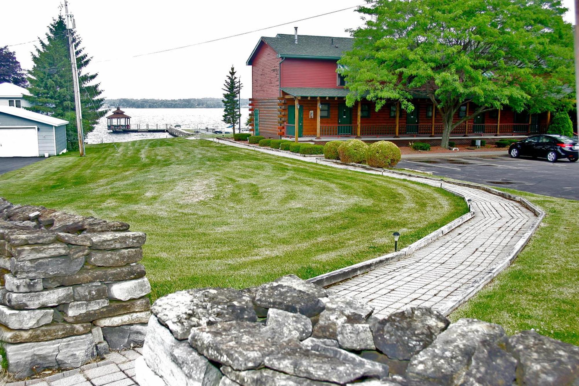Stone Fence Resort Ogdensburg Eksteriør bilde
